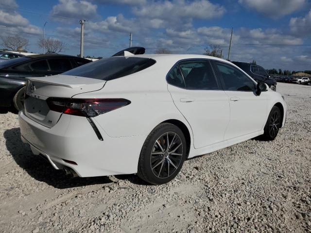 4T1T11AK9RU845026 - 2024 TOYOTA CAMRY SE NIGHT SHADE WHITE photo 3