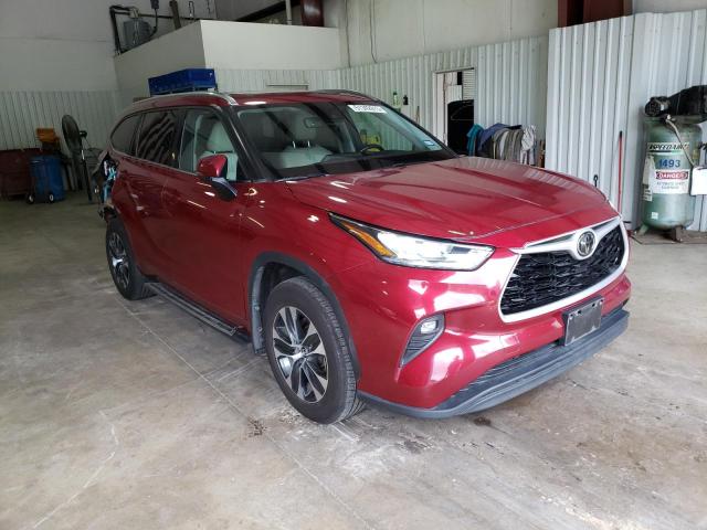 5TDGZRAHXLS002207 - 2020 TOYOTA HIGHLANDER XLE RED photo 4