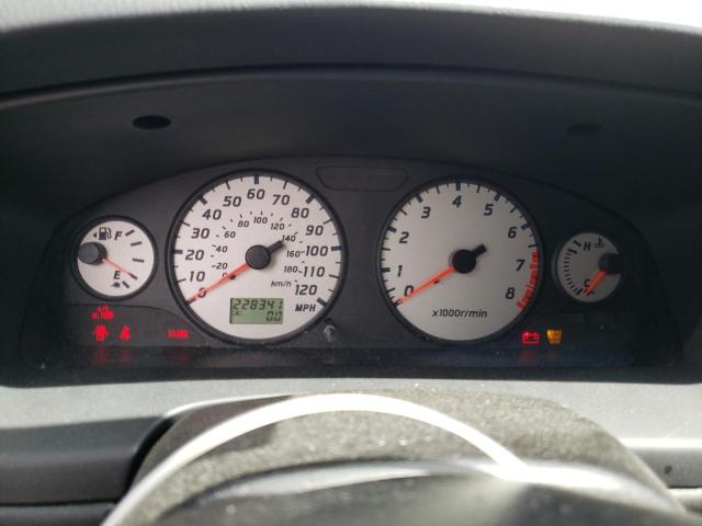 JN8DR09Y12W745943 - 2002 NISSAN PATHFINDER LE 银色 照片 9