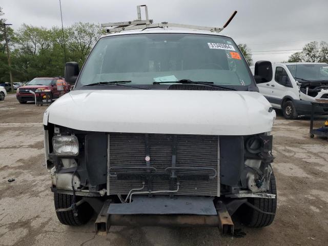 1GCWGFCB0B1123963 - 2011 CHEVROLET EXPRESS G2 WHITE photo 5