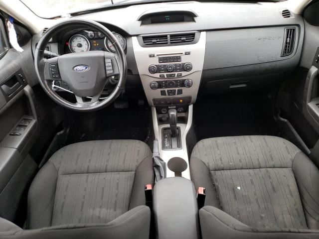 1FAHP35N08W151827 - 2008 FORD FOCUS SE WHITE photo 8