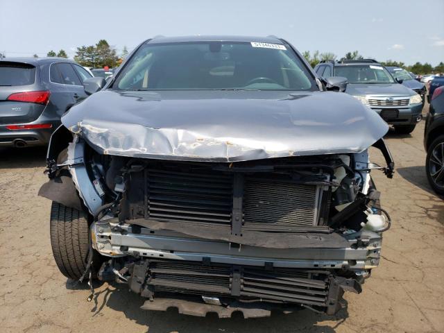 5GAEVAKW6JJ175090 - 2018 BUICK ENCLAVE ESSENCE 银色 照片 5