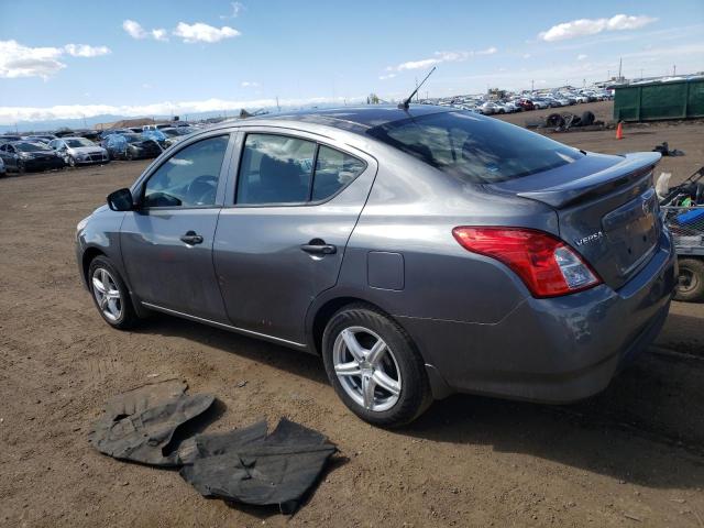 3N1CN7AP4JL835559 - 2018 NISSAN VERSA S GRAY photo 2