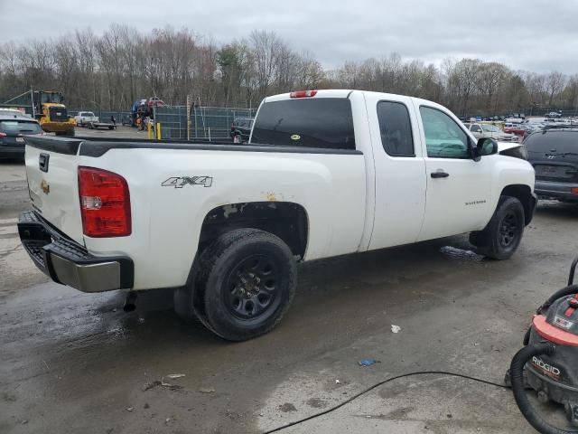 1GCRKPEA1CZ251461 - 2012 CHEVROLET SILVERADO K1500 WHITE photo 3