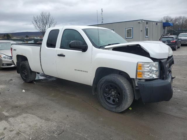 1GCRKPEA1CZ251461 - 2012 CHEVROLET SILVERADO K1500 WHITE photo 4