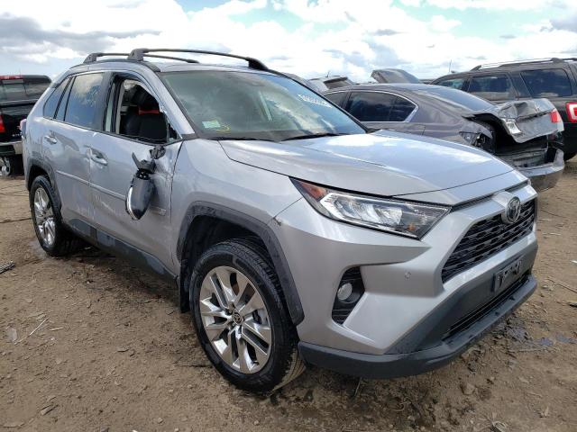 2T3A1RFV0MC211940 - 2021 TOYOTA RAV4 XLE PREMIUM SILVER photo 1