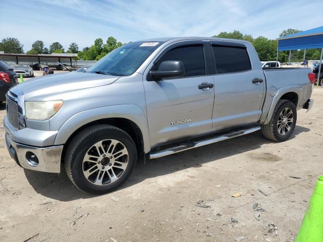 5TFEM5F18DX058863 - 2013 TOYOTA TUNDRA CREWMAX SR5 SILVER photo 1