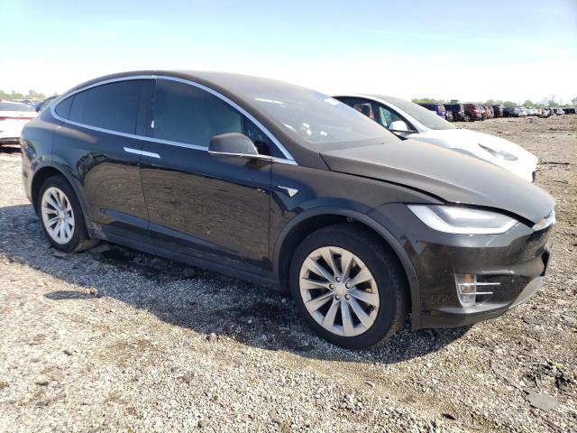 5YJXCDE26JF115681 - 2018 TESLA MODEL X BLACK photo 4