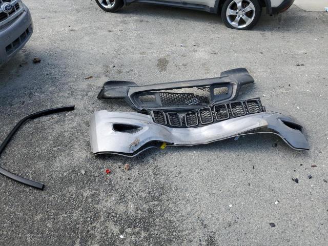 1C4RJFLG7LC117156 - 2020 JEEP GRAND CHER TRAILHAWK 银色 照片 13