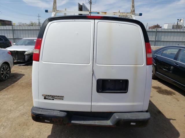 1GCSGAFX4E1156915 - 2010 CHEVROLET EXPRESS CA WHITE photo 6