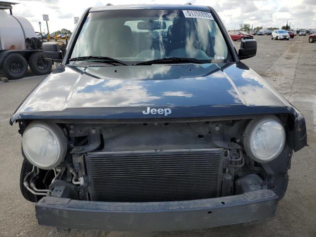 1C4NJPFB5ED555594 - 2014 JEEP PATRIOT LATITUDE CHARCOAL photo 5