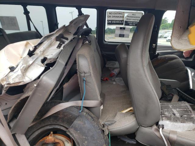 1GAZG1FA4D1178186 - 2013 CHEVROLET EXPRESS G3 LT WHITE photo 11