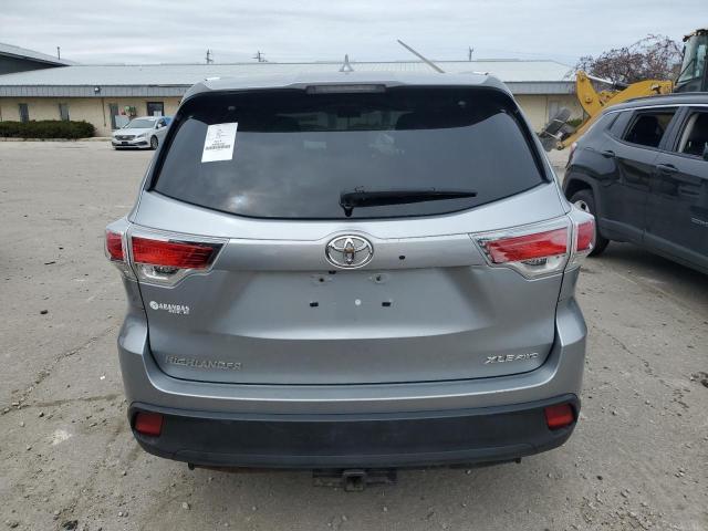 5TDJKRFHXES020129 - 2014 TOYOTA HIGHLANDER XLE Gümüş foto 6