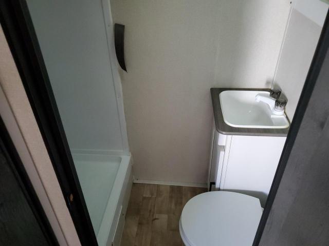 4YDTH1G14NW246707 - 2022 KEYSTONE SPRINTER WHITE photo 8