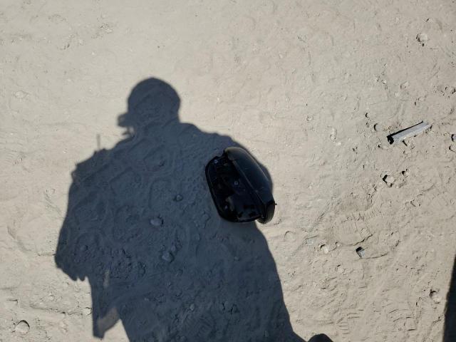 1LNHM81WXXY659011 - 1999 LINCOLN TOWN CAR EXECUTIVE BLACK photo 12