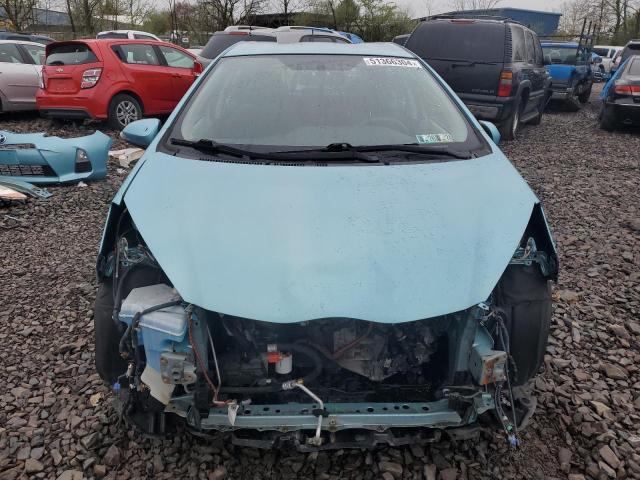 JTDKDTB33D1049425 - 2013 TOYOTA PRIUS C BLUE photo 5