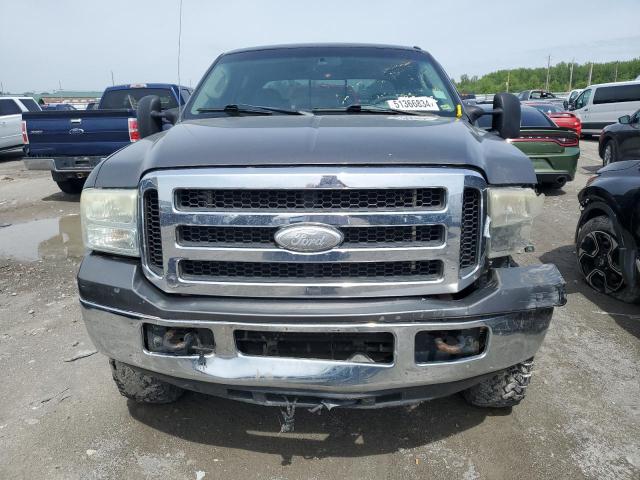 1FTSW21P15EB24819 - 2005 FORD F250 SUPER DUTY GRAY photo 5