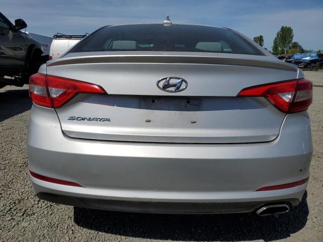 5NPE24AF3HH529788 - 2017 HYUNDAI SONATA SE SILVER photo 6