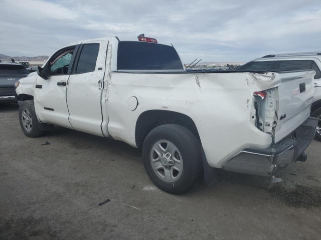 5TFUY5F17MX047563 - 2021 TOYOTA TUNDRA DOUBLE CAB SR/SR5 WHITE photo 2