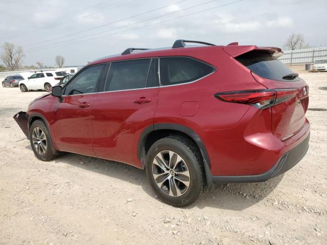 5TDGZRAH5MS525569 - 2021 TOYOTA HIGHLANDER XLE MAROON photo 2