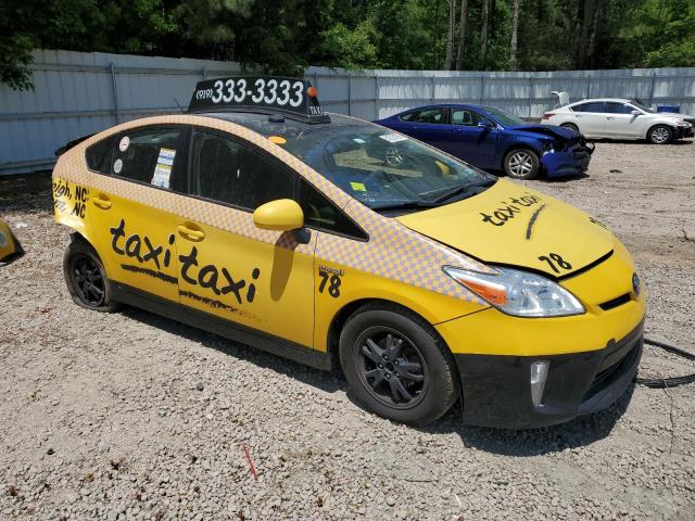 JTDKN3DU5E1750164 - 2014 TOYOTA PRIUS YELLOW photo 4