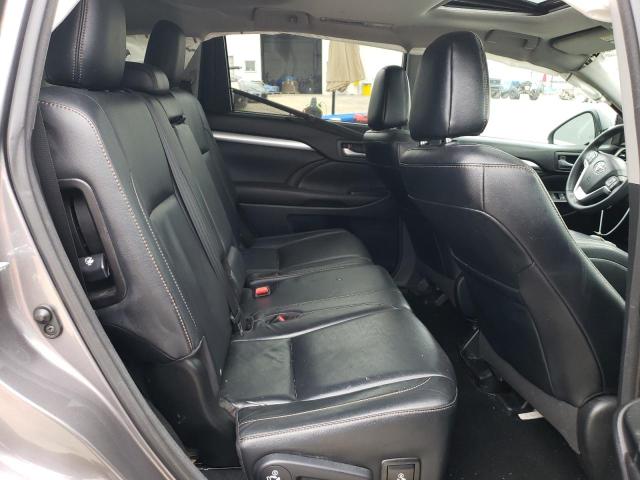 5TDKKRFH6GS502829 - 2016 TOYOTA HIGHLANDER XLE GRAY photo 11