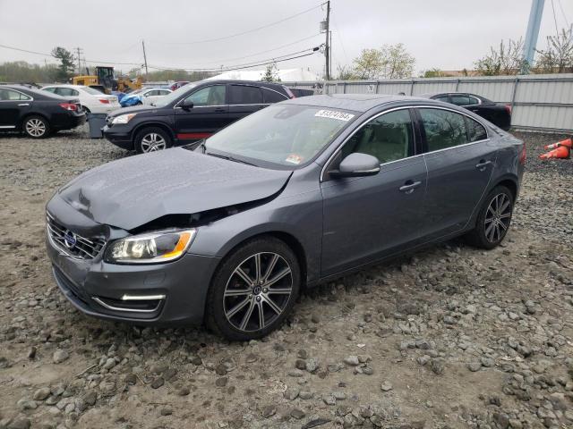 2017 VOLVO S60 PLATINUM, 