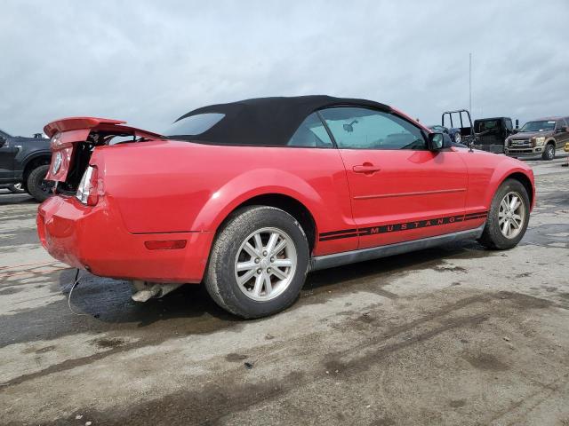 1ZVHT84N485171120 - 2008 FORD MUSTANG RED photo 3