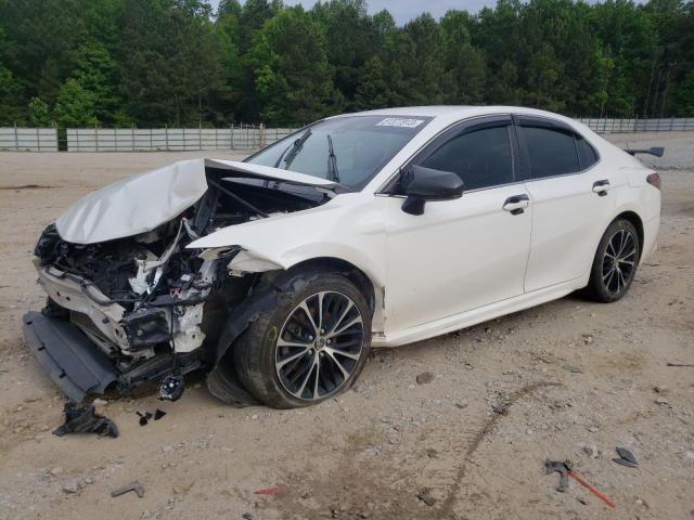 JTNB11HK3J3051442 - 2018 TOYOTA CAMRY L WHITE photo 1