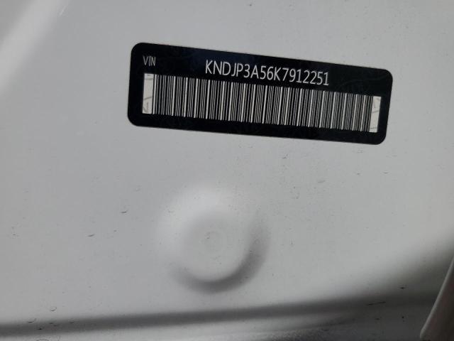 KNDJP3A56K7912251 - 2019 KIA SOUL + WHITE photo 13