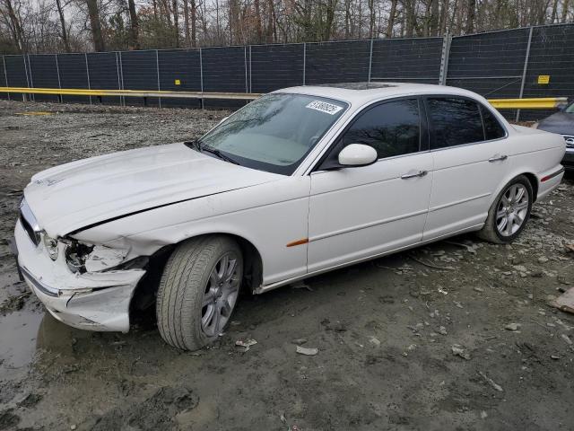 2004 JAGUAR XJ8, 