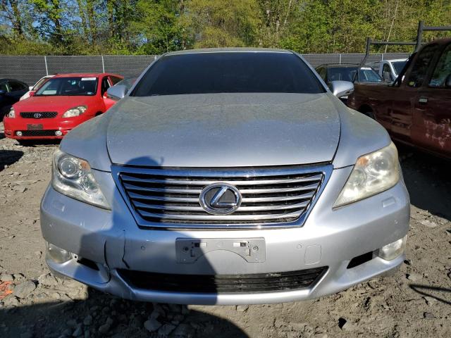 JTHDL5EF2A5002046 - 2010 LEXUS LS 460L SILVER photo 11