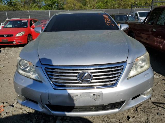 JTHDL5EF2A5002046 - 2010 LEXUS LS 460L SILVER photo 5