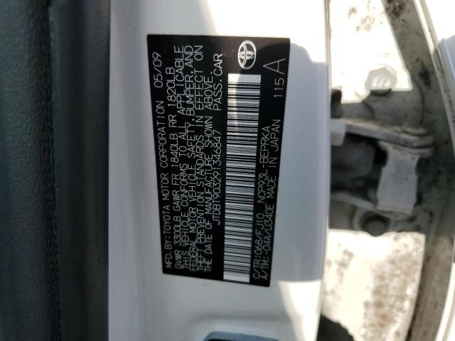 JTDBT903291346847 - 2009 TOYOTA YARIS WHITE photo 12