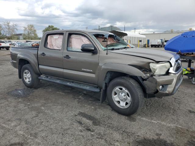 3TMJU4GN9FM189223 - 2015 TOYOTA TACOMA DOUBLE CAB PRERUNNER TAN photo 4