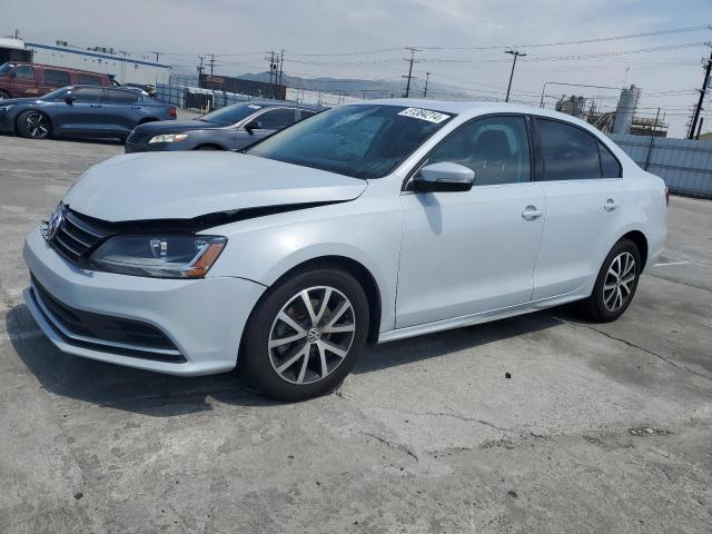 3VWDB7AJ2HM397387 - 2017 VOLKSWAGEN JETTA SE SILVER photo 1