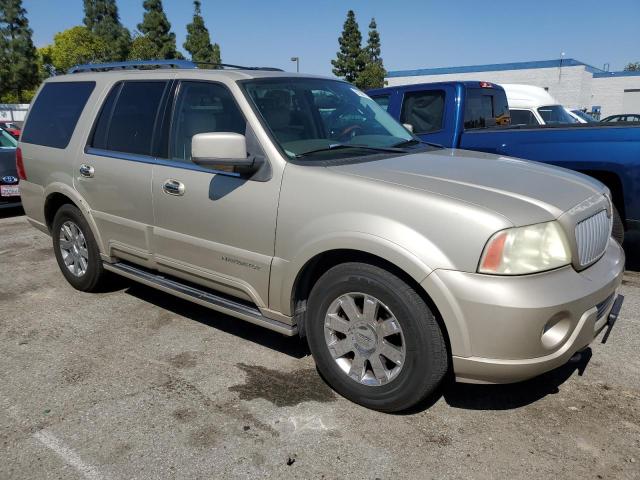 5LMFU27R44LJ21254 - 2004 LINCOLN NAVIGATOR TAN photo 4