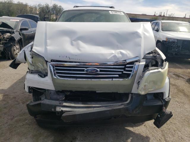 1FMEU63E77UB26830 - 2007 FORD EXPLORER XLT WHITE photo 5