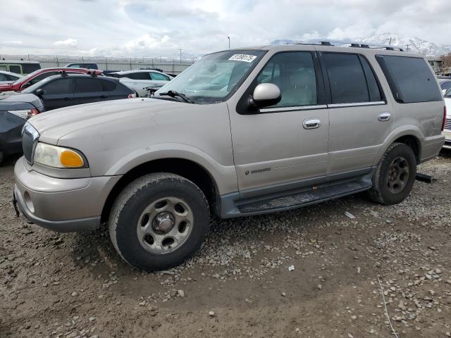 5LMFU28R01LJ27966 - 2001 LINCOLN NAVIGATOR 米色 照片 1