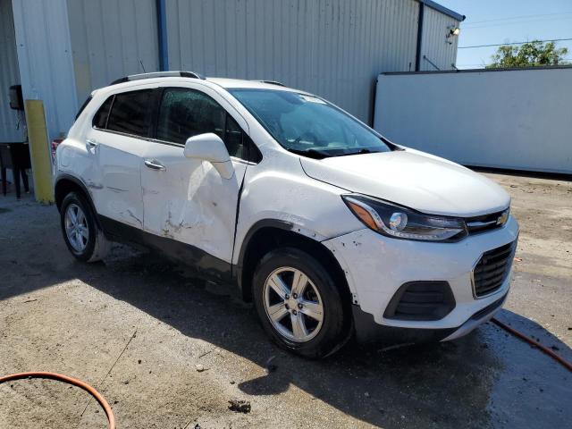 3GNCJPSB3LL204193 - 2020 CHEVROLET TRAX 1LT WHITE photo 4