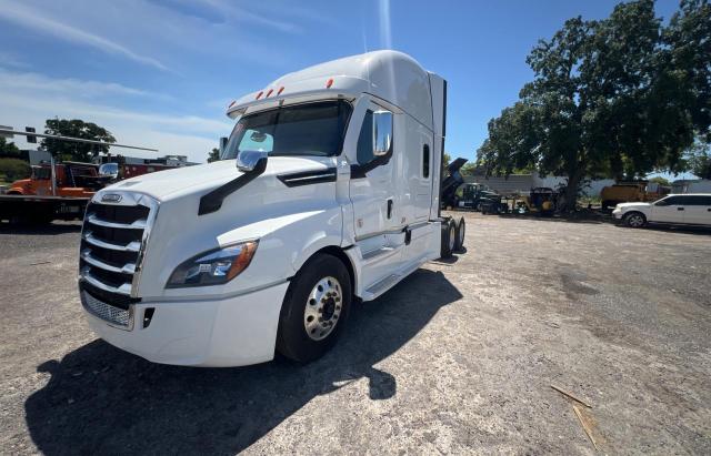 3AKJHHDR9MSMA2729 - 2021 FREIGHTLINER CASCADIA 1 WHITE photo 2