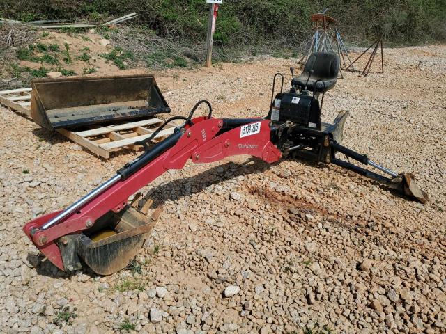 B173510238 - 2020 MAHINDRA AND MAHINDRA 2538 红色 照片 2