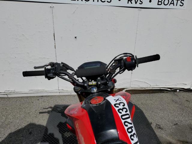 MLHJC6117H5207812 - 2017 HONDA GROM 125 RED photo 8