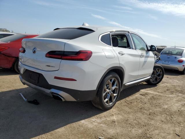 5UX33DT07N9N08538 - 2022 BMW X4 XDRIVE30I WHITE photo 3