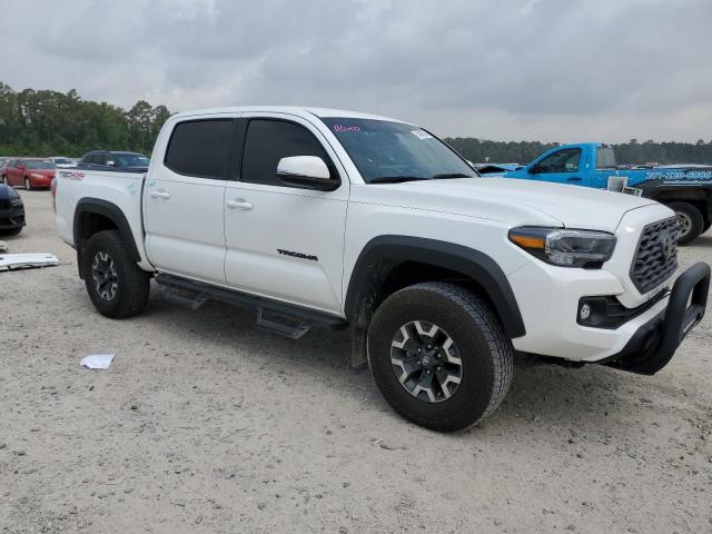 3TYCZ5AN8PT132834 - 2023 TOYOTA TACOMA DOUBLE CAB WHITE photo 4