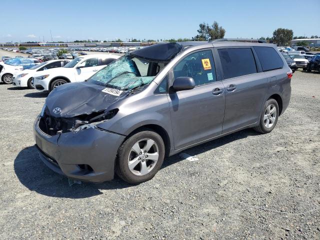 2017 TOYOTA SIENNA LE, 