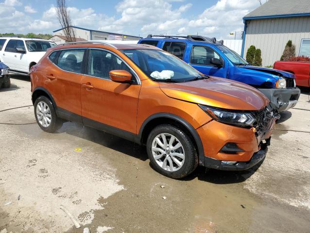 JN1BJ1BV9NW348018 - 2022 NISSAN ROGUE SPOR SV ORANGE photo 4