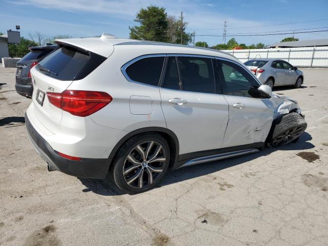 WBXHT3C30H5F82042 - 2017 BMW X1 XDRIVE28I WHITE photo 3