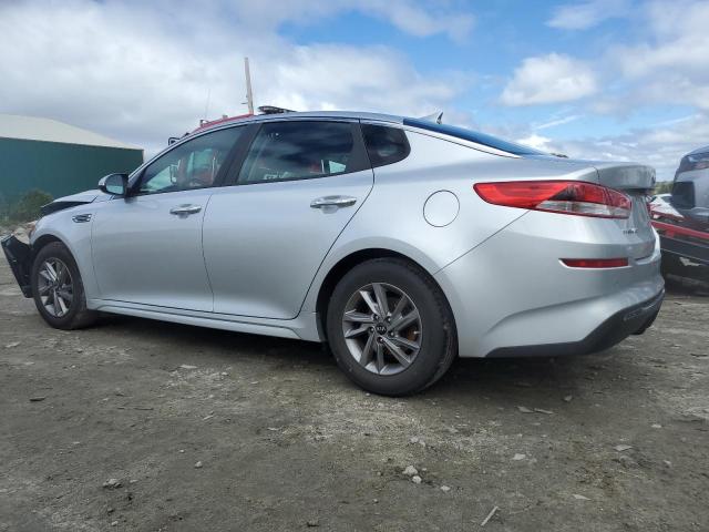 5XXGT4L32LG426732 - 2020 KIA OPTIMA LX SILVER photo 2