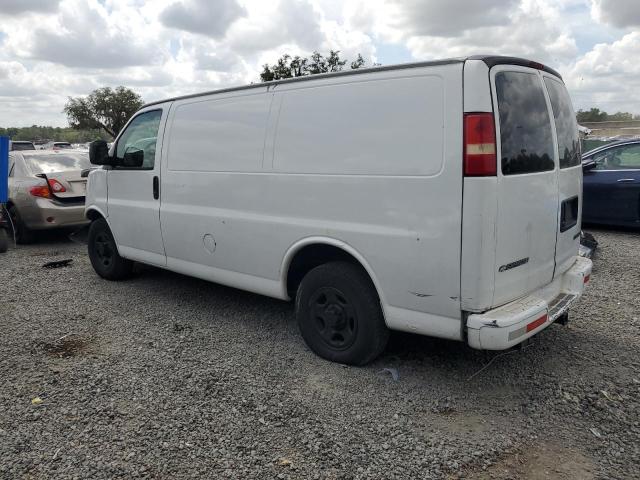 1GCFG15X561154191 - 2006 CHEVROLET EXPRESS G1 WHITE photo 2